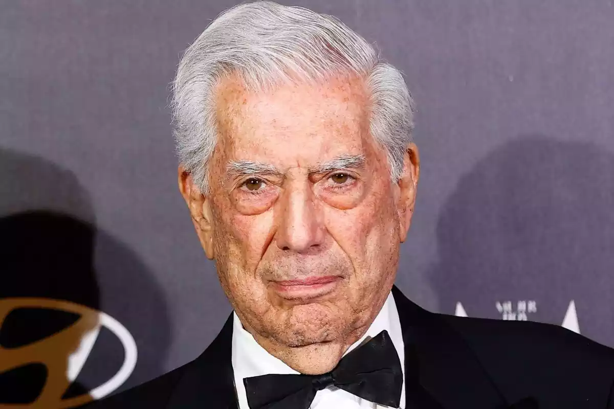 Primer plano de Mario Vargas Llosa