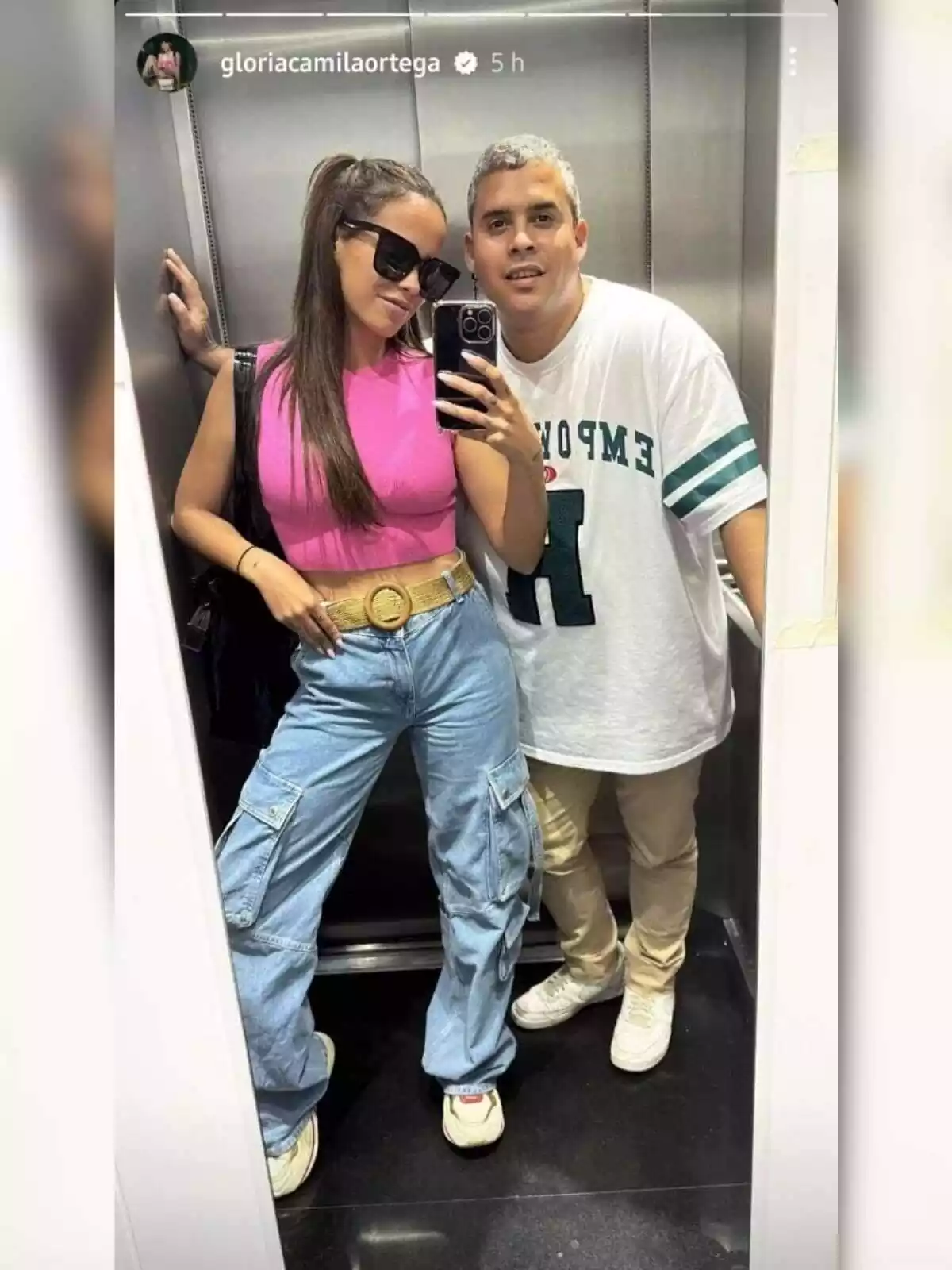 Storie de Gloria Camila Ortega en Instagram con José Fernando Ortega en el ascensor el 7 de mayo de 2023 Storie de Gloria Camila Ortega en Instagram con José Fernando Ortega en el ascensor el 7 de mayo de 2023