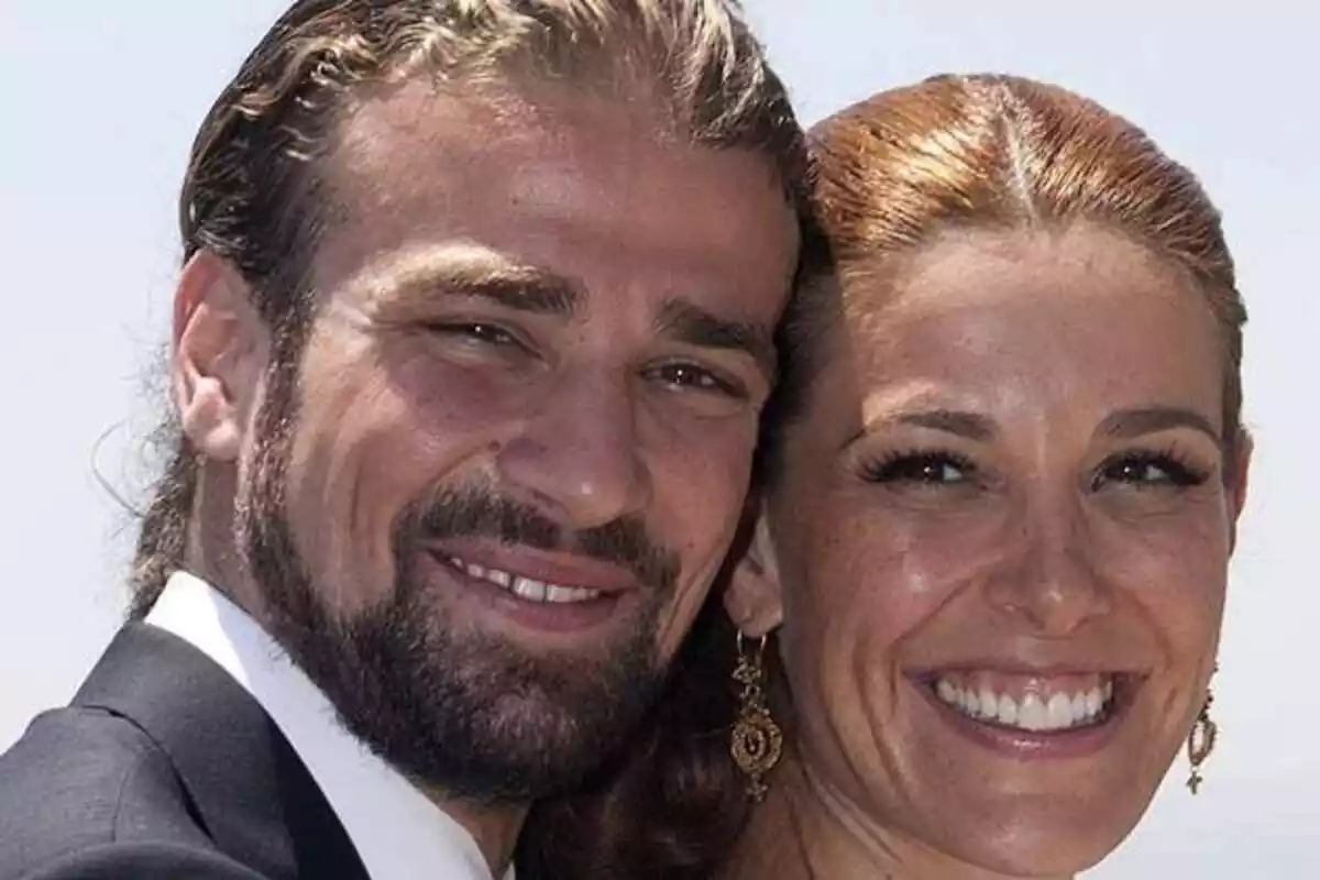 Primer plano de Mario Biondo y Raquel Sánchez Silva el día de su boda Primer plano de Mario Biondo y Raquel Sánchez Silva el día de su boda